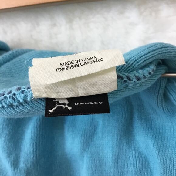 Oakley Blue & Gray Detail Buttons Knit Hat - Picture 8 of 8